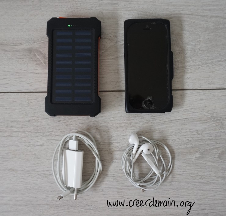 accesoire leger numerique voyage.JPG